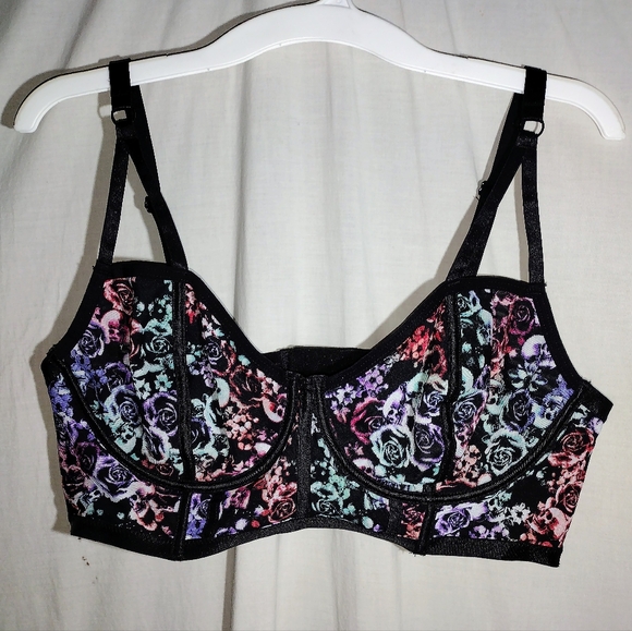 Skull & Roses Mesh Bra NWOT fr Torrid NEW - Picture 2 of 11